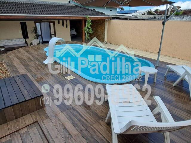 Casa para Venda em Caraguatatuba - 4