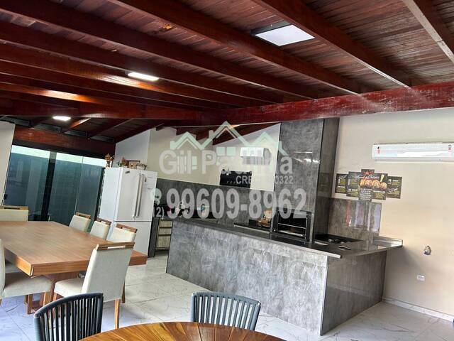 #37 - Casa para Venda em Caraguatatuba - SP