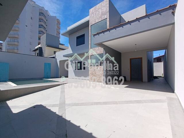 Casa para Venda em Caraguatatuba - 2